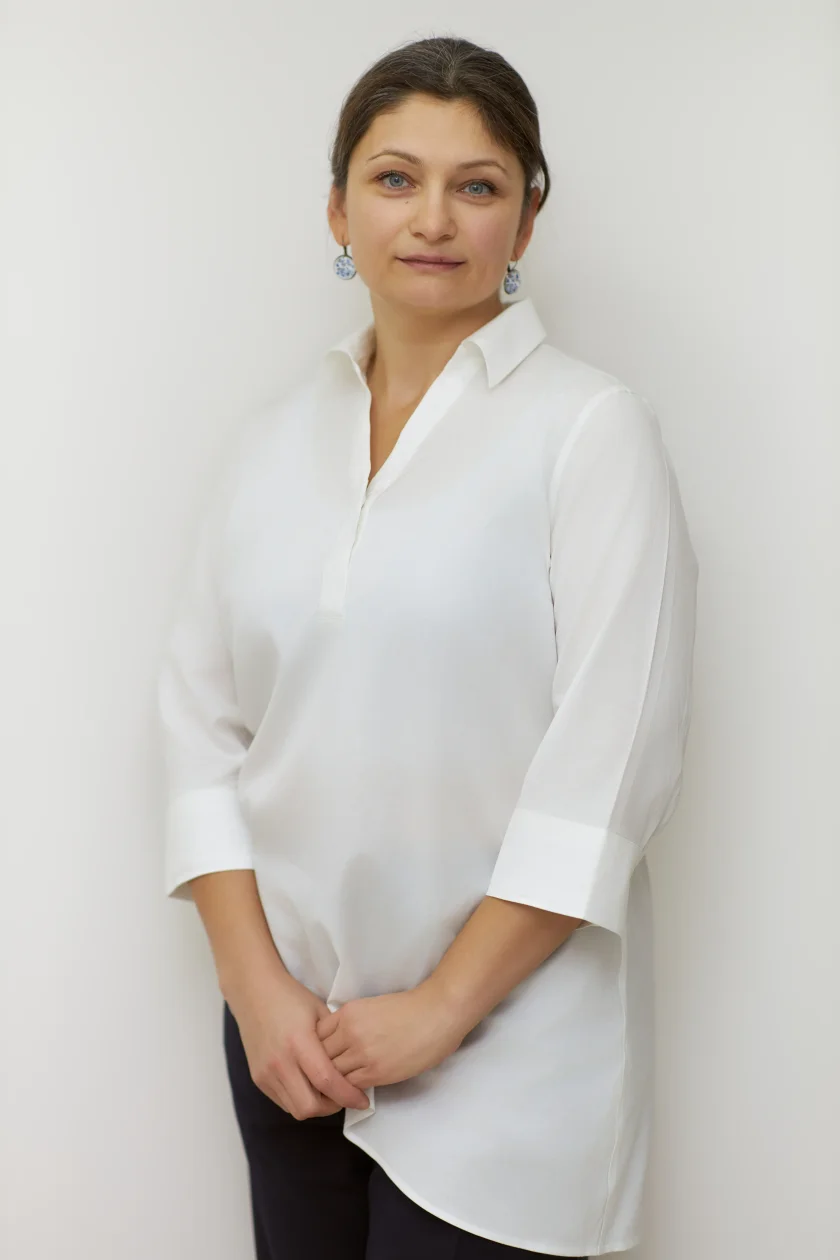 Dr. Natalia Cararus